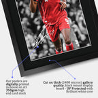 Alexander Isak Contrast Icon A3 framed print, view 4