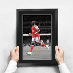 Bukayo Saka Contrast Icon A3 framed print, view 3
