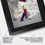Dennis Bergkamp Contrast Icon A3 framed print, view 4